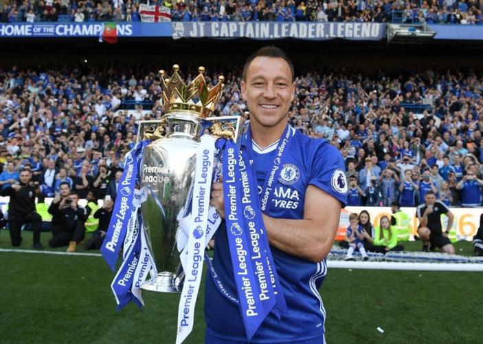 邮报：特里正拍卖他球员生涯的纪念物，包括08年欧冠决赛球衣