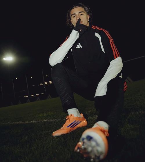 迪马济奥：阿丁-利奇纳已抵达都灵，明日和尤文图斯签约