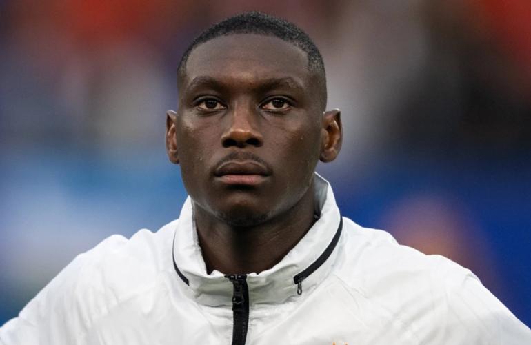 罗马诺：尤文没有报价杜兰，坚持等穆阿尼到冬窗最后一刻